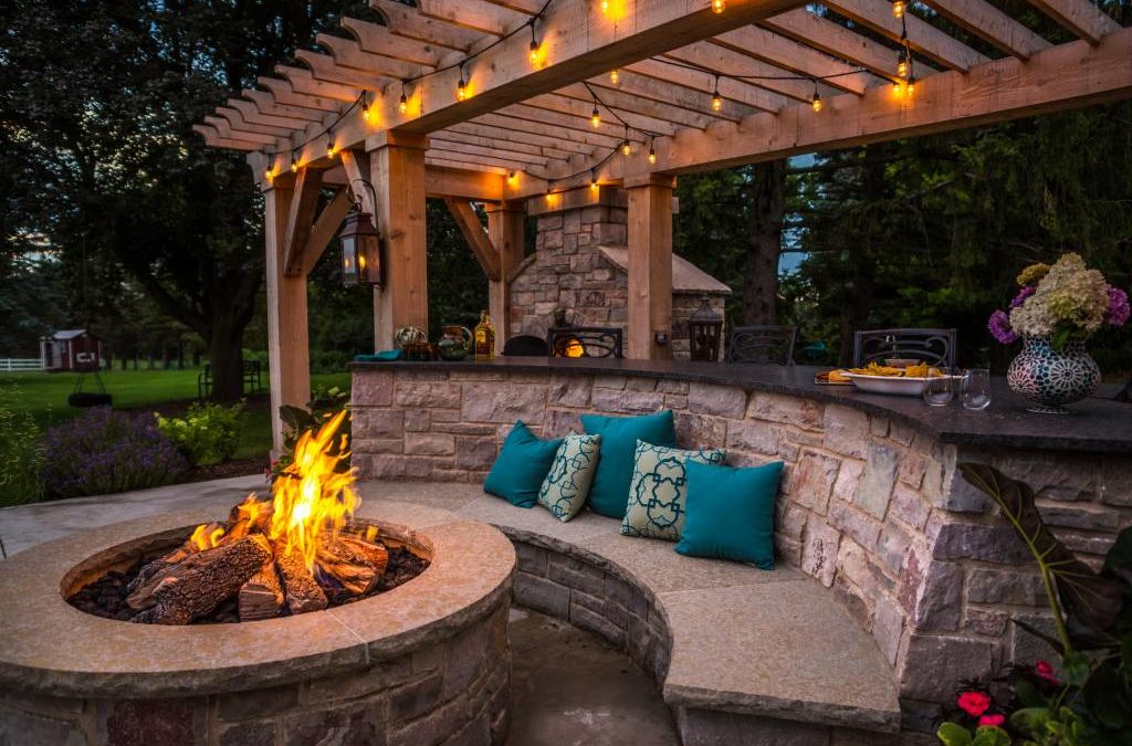 7 Ways To Use Your Outdoor Living Space All Year Long…